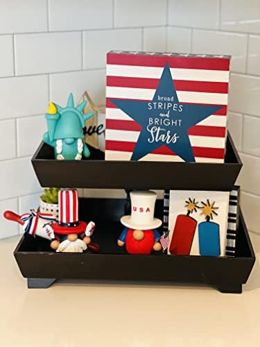 Madanar 3-Piece Independence Day Resin Gnome Set