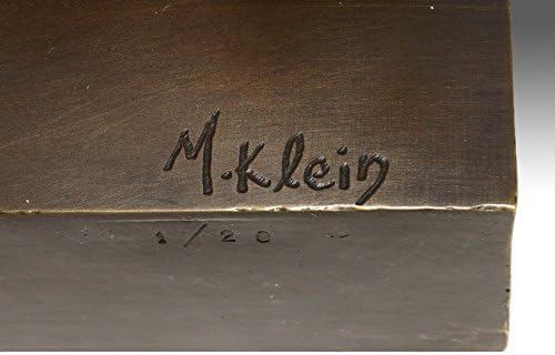 Contemporary Art Sculpture - Unwavering - Martin Klein - Bronze Statue 1