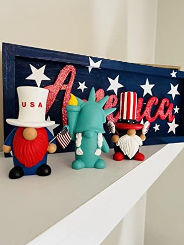Madanar 3-Piece Independence Day Resin Gnome Set